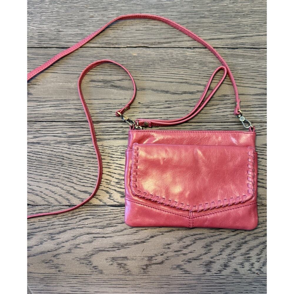 Hobo Stroll Slim Crossbody Bag Wristlet Leather Rose